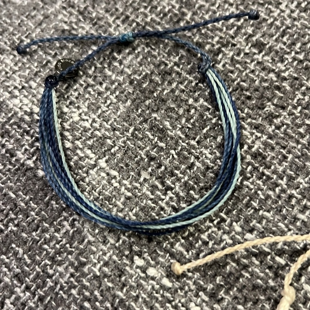 4 bracelet set - Picture 3 of 5